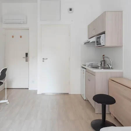 De L'alliance ニース